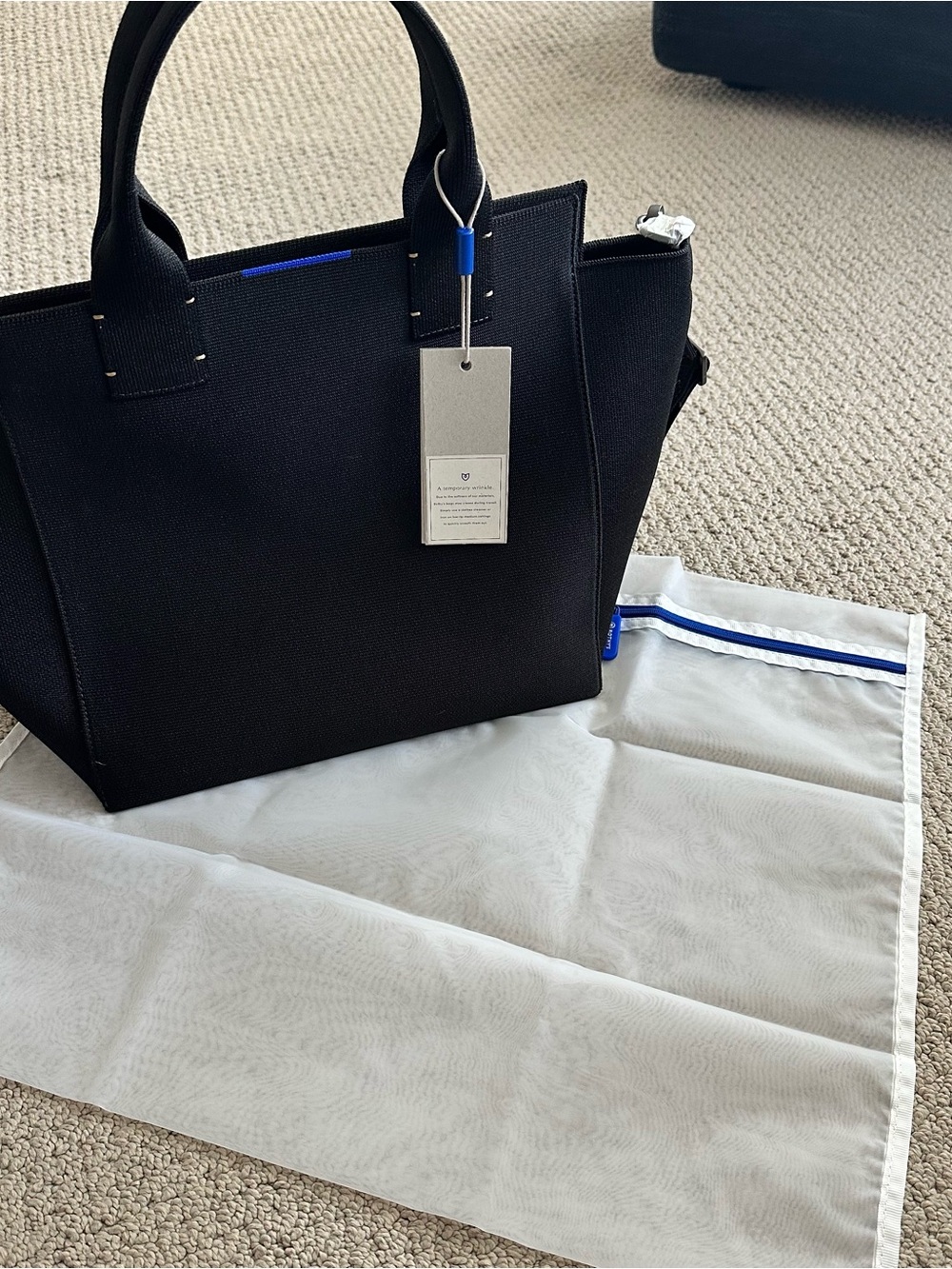 Rothy’s The Handbag Retired Black Tote shoulder crossbody Bag - NWT - Picture 11 of 11